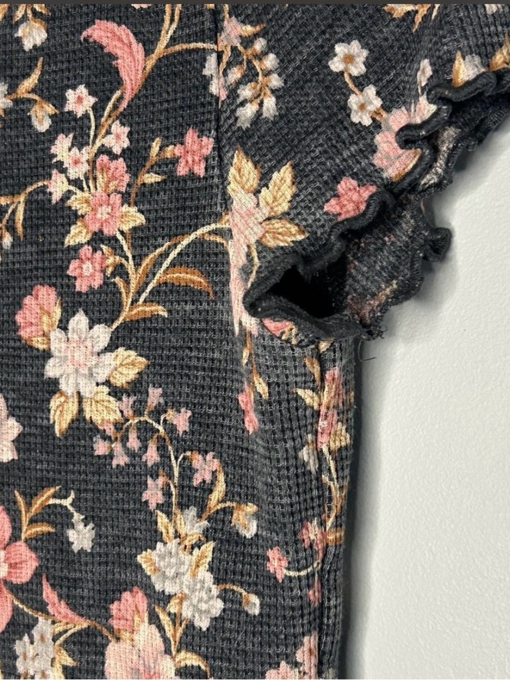 American Eagle Outfitters Black Floral Ribbed Crop Top - Picture 4 of 7